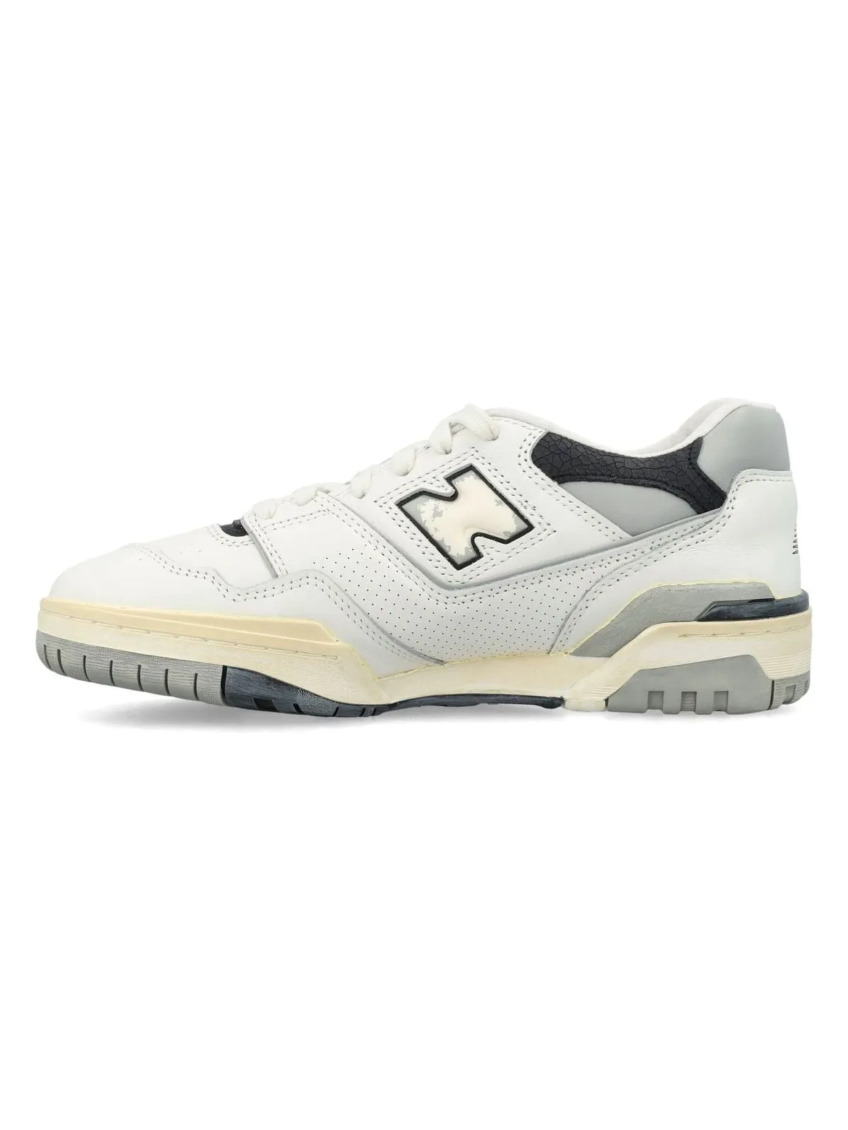 550 SNEAKERS