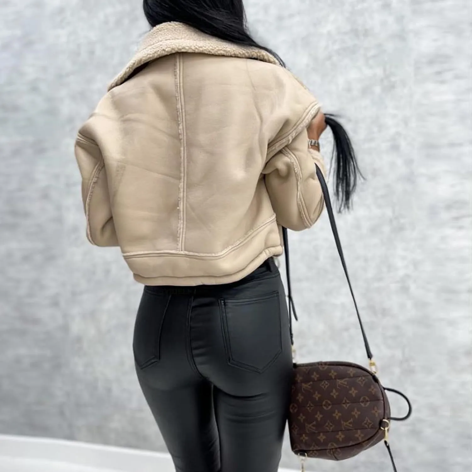 BAIMORE Women's Lapel Sherpa Fleece Lined Zip Up Moto Biker Crop Faux Leather Bomber Jacket