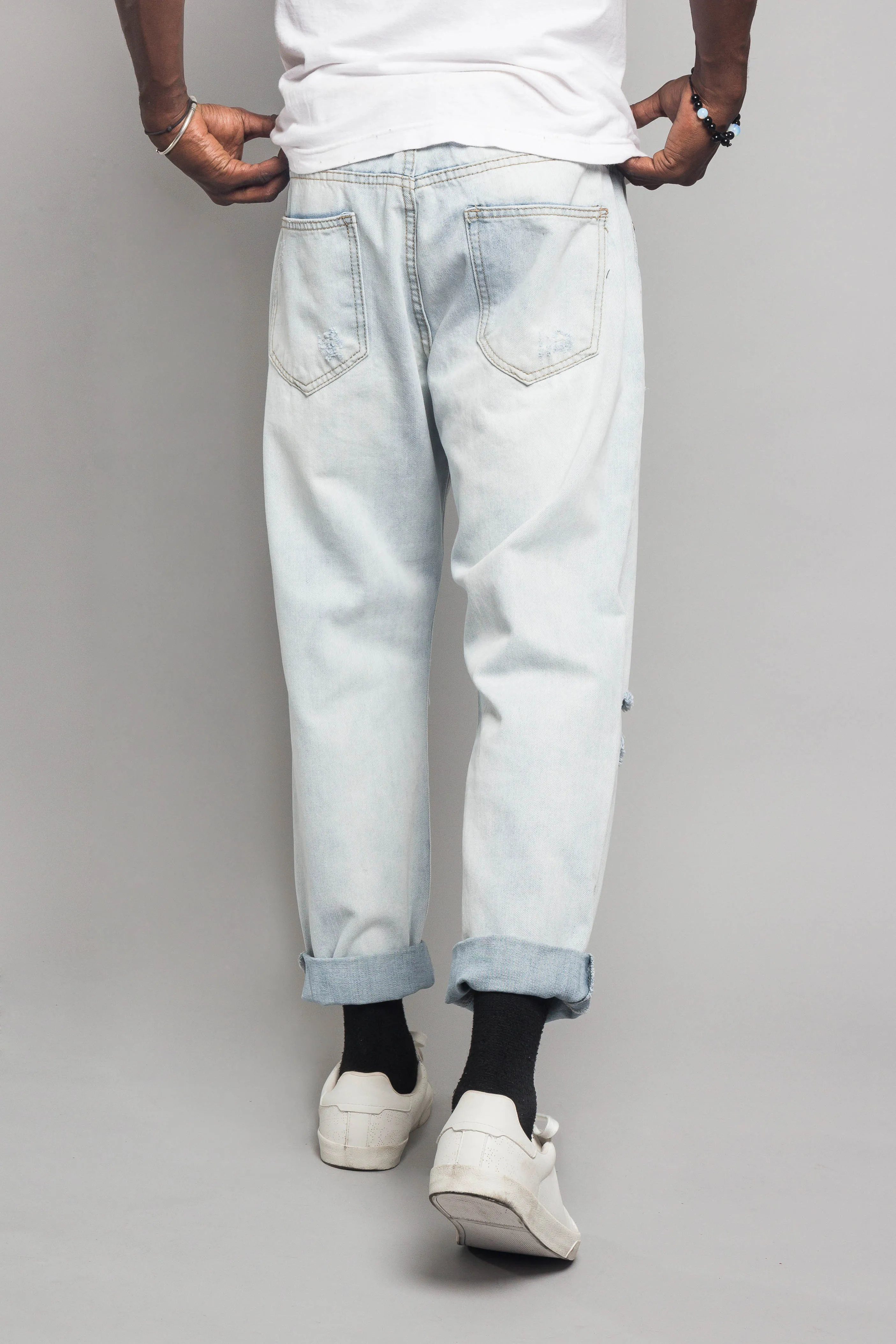 Distressed Cropped Jeans
