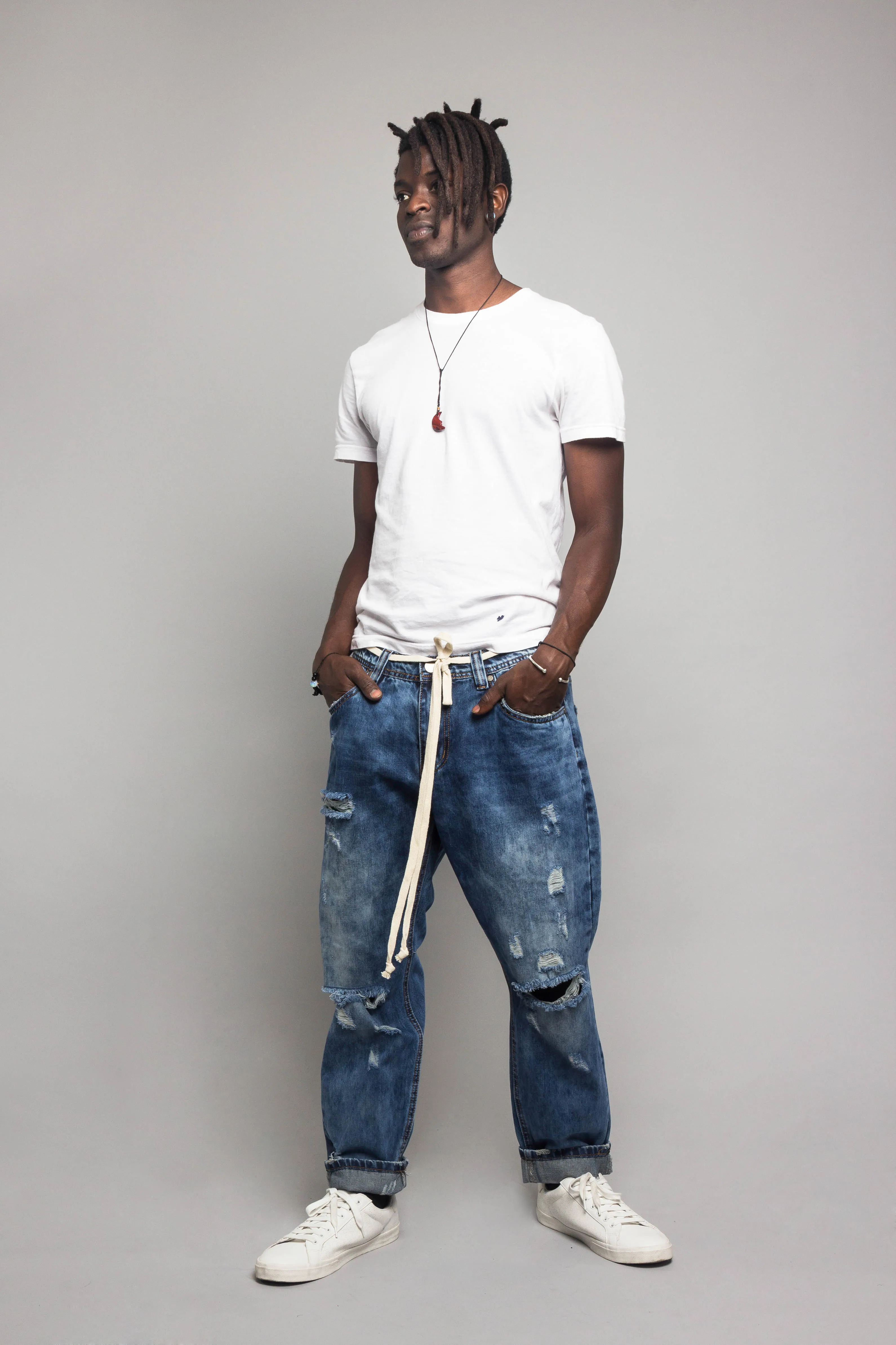 Distressed Cropped Jeans