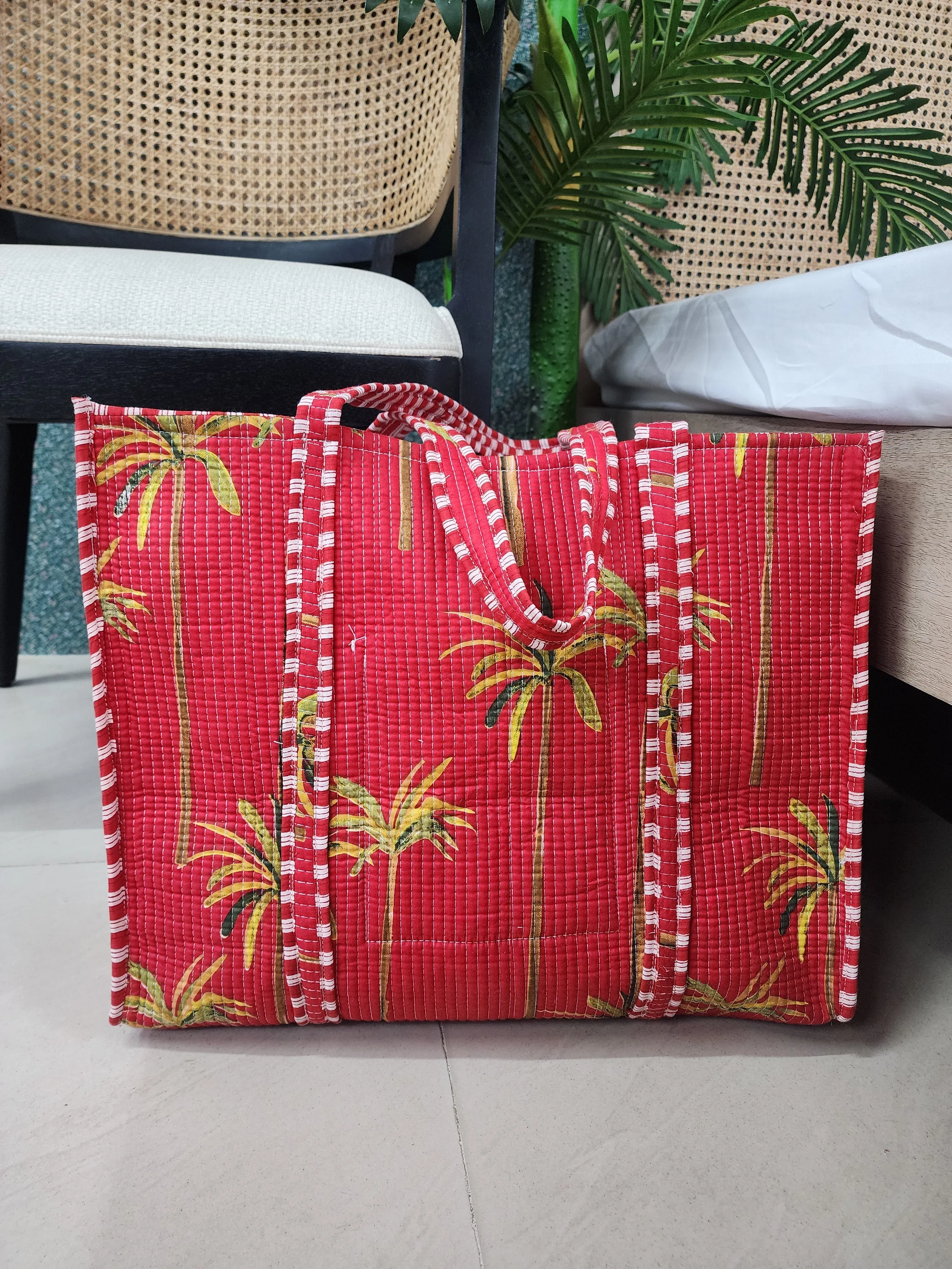 Red Jute Handblock Printed Quilted Tote Bag Without Zip